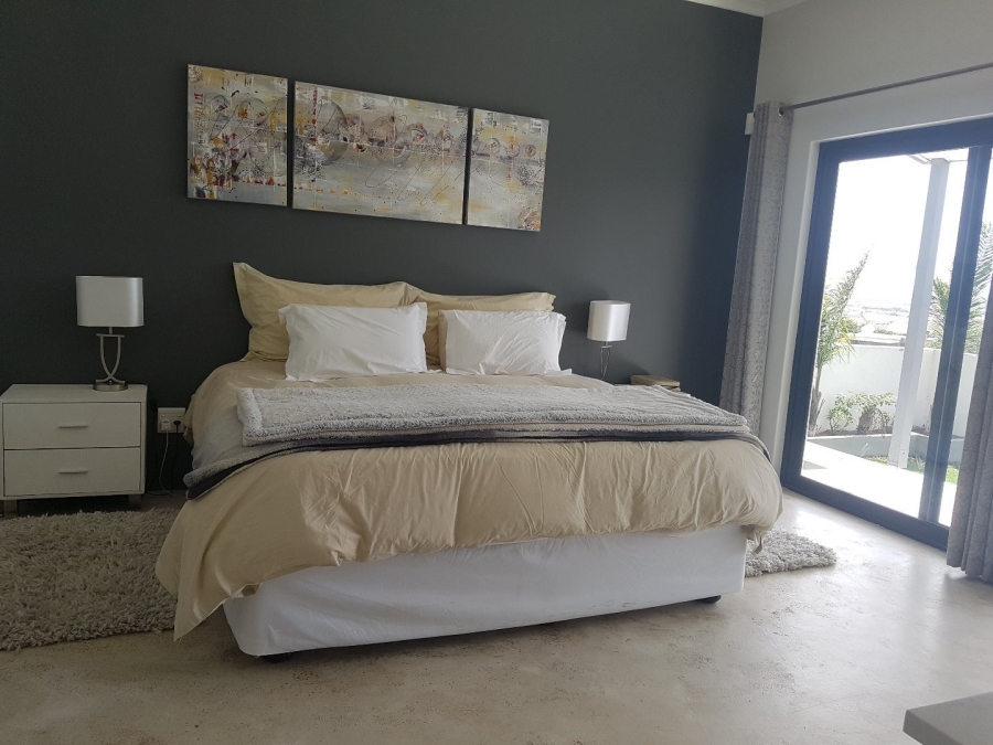 9 Bedroom Property for Sale in Olifantskop Western Cape